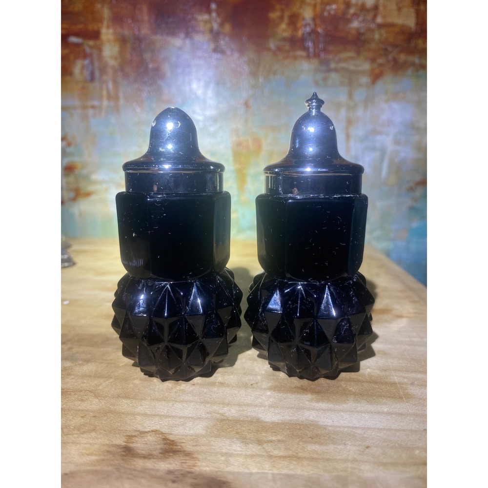 Vintage Black Amethyst Glass Salt‎ and Pepper Shakers Hobnail Diamond Point Set